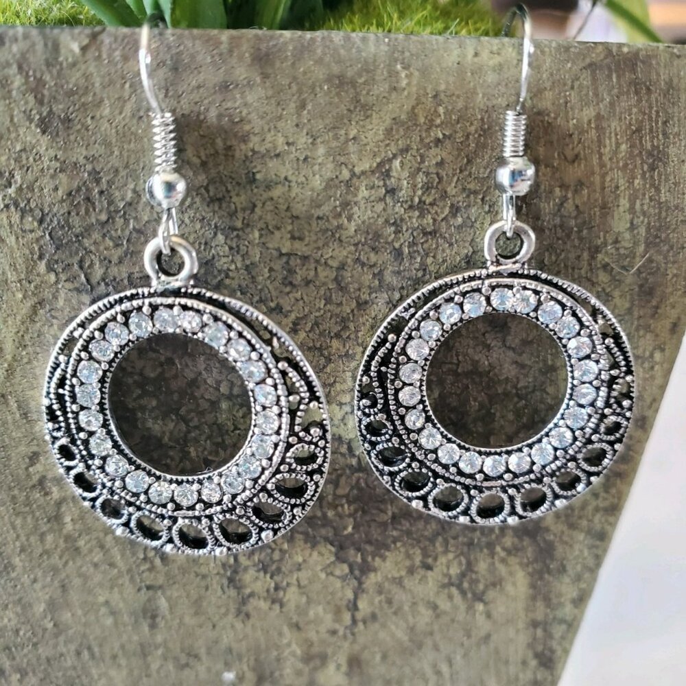 Silver Tone Rhinestone Jeweled BLING Circle Earrings 💥3 for $12💥